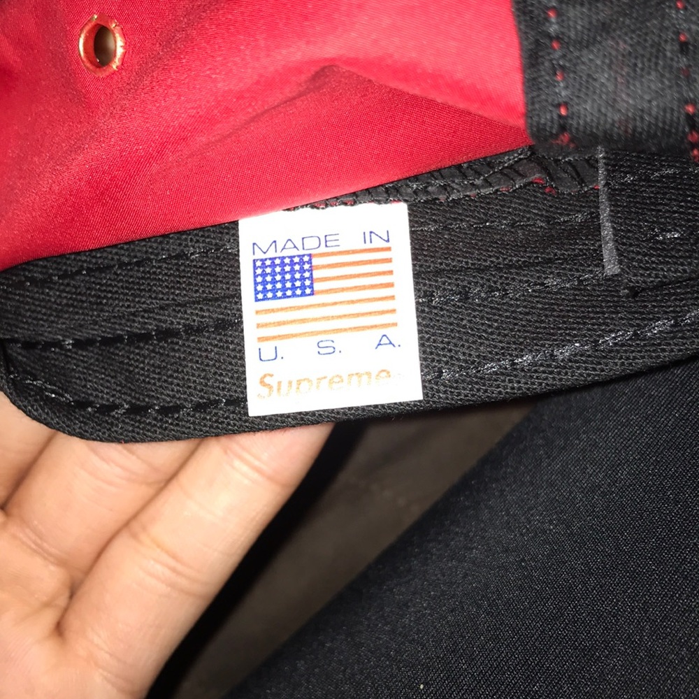 Supreme hat - Picture 3 of 3